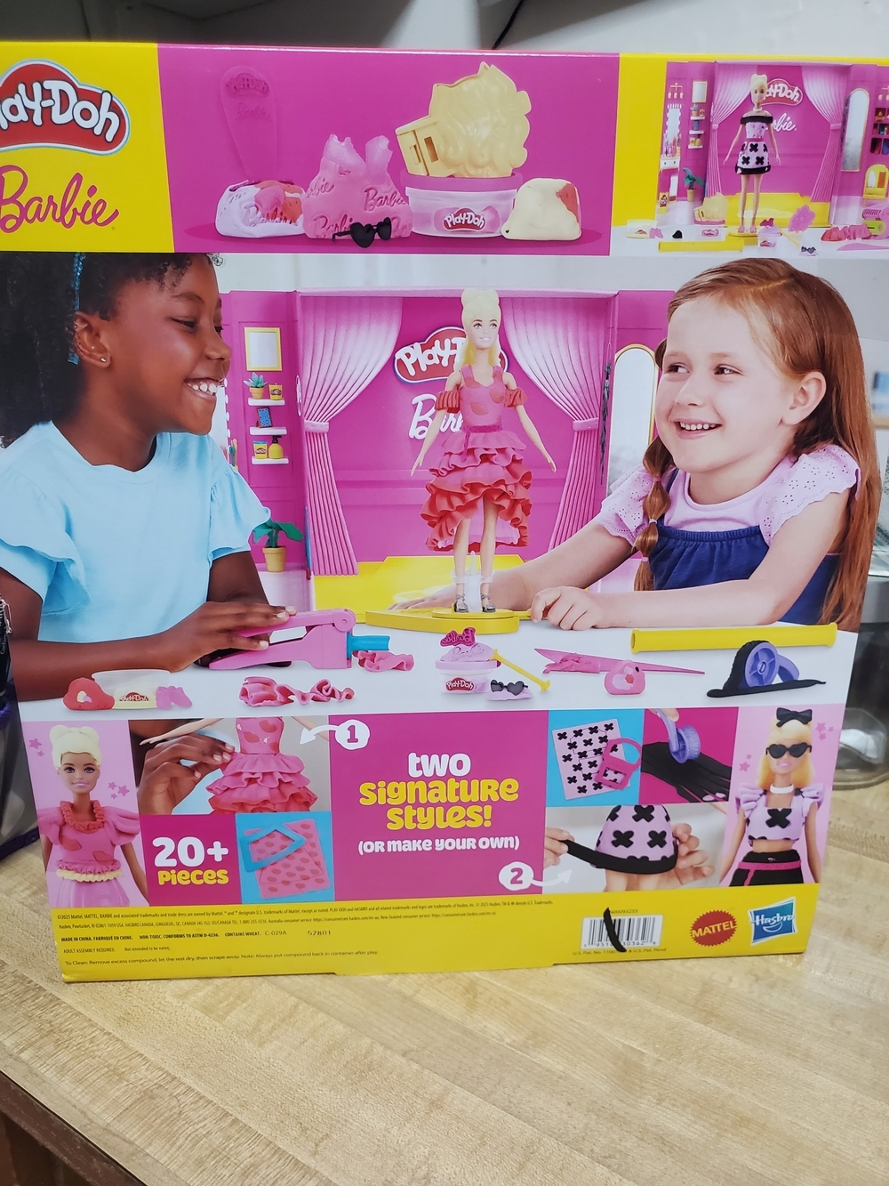 Mattel Barbie Play-Doh Fashion Studio Set - Pink and Yellow